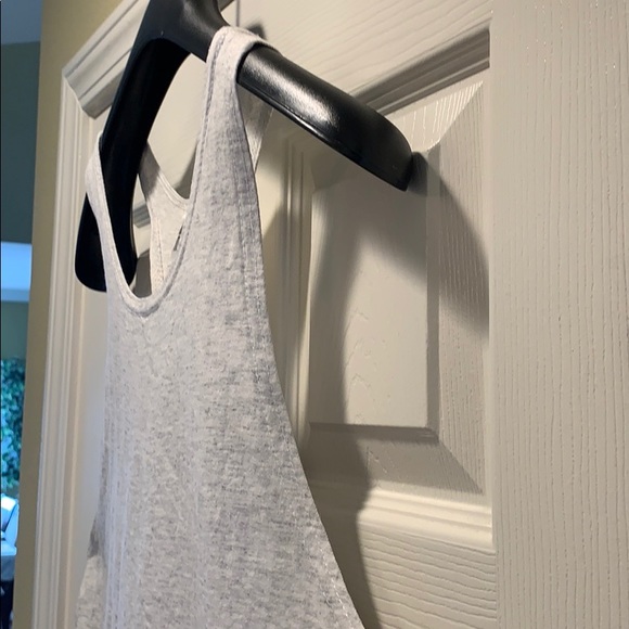 Basic Training has made a showoff your muscles top - Picture 4 of 8